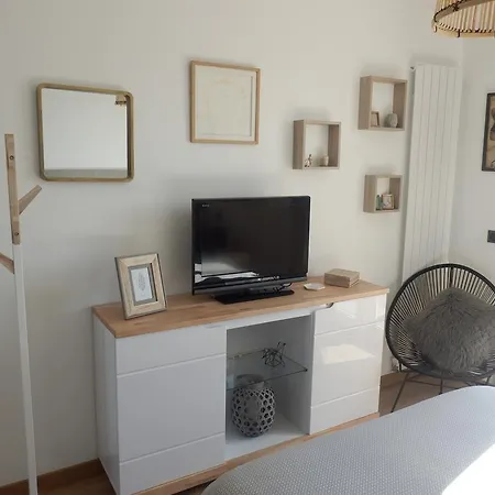 Apartman Les Romarins *